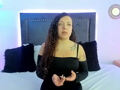 Snapshot of RubyStrong chatting on 03.26.26 RubyStrong online show from 03.26.26