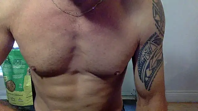 Snapshot of blusky07 chatting on 09.25.25 blusky07 online show from 09.25.25