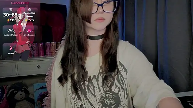 Snapshot of hornyprincess19 chatting on 06.03.26 hornyprincess19 online show from 06.03.26