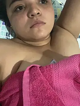 Snapshot of sofilop chatting on 09.22.25 sofilop online show from 09.22.25