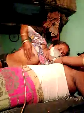 CUTE-004 online show from 10.05.25