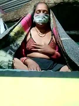 CUTE-004 online show from 11.12.25