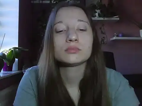 LindaPretty online show from 09.24.25