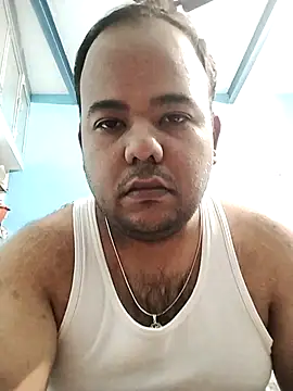 Snapshot of BromidicTrailing chatting on 11.06.25 BromidicTrailing online show from 11.06.25