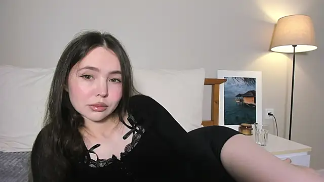 Snapshot of kittyphoria chatting on 10.04.25 kittyphoria online show from 10.04.25