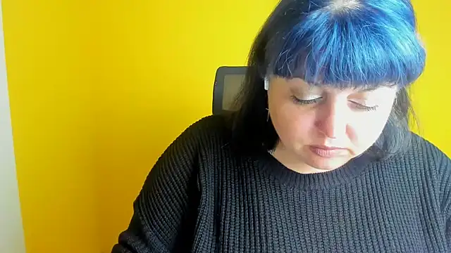 Amelia Kissu online show from 09.29.25