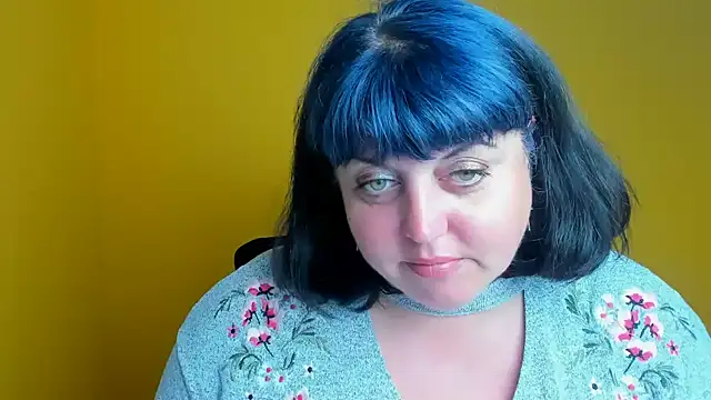 Amelia Kissu online show from 10.06.25