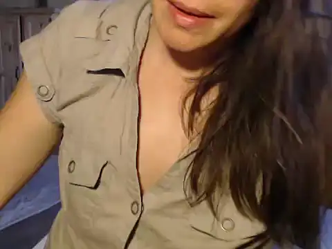 Missforever online show from 10.31.25