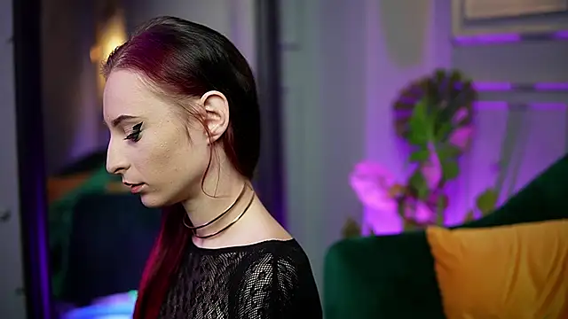 SaraiAngel online show from 11.05.25