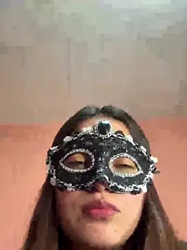 Snapshot of LiaDravenX chatting on 12.15.25 LiaDravenX online show from 12.15.25