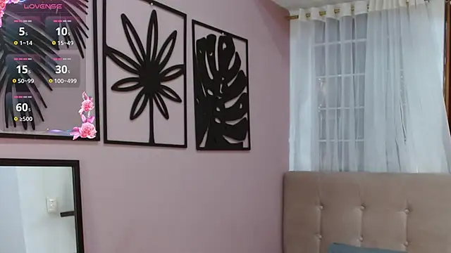 Snapshot of amara_rousse1 chatting on 02.26.26 amara rousse1 online show from 02.26.26