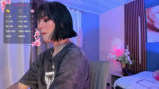 La Diabla 111  online show from 02.21.26