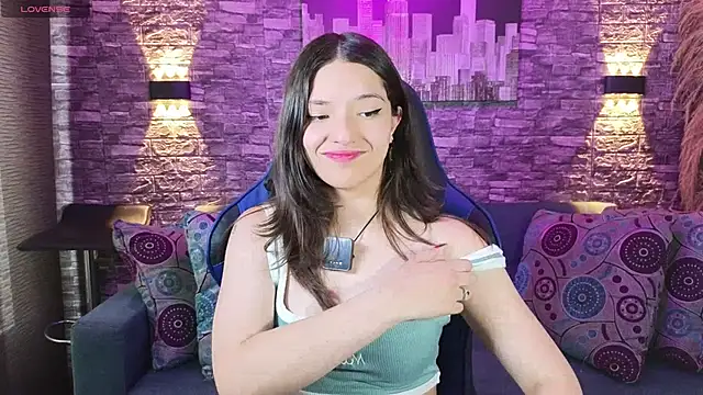 Snapshot of imrockstar chatting on 09.22.25 imrockstar online show from 09.22.25