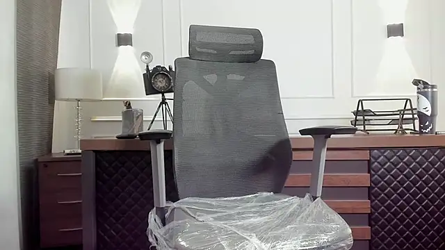 Snapshot of imrockstar chatting on 11.24.25 imrockstar online show from 11.24.25