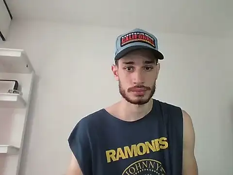 Snapshot of Dante_dm chatting on 10.02.25 Dante dm online show from 10.02.25