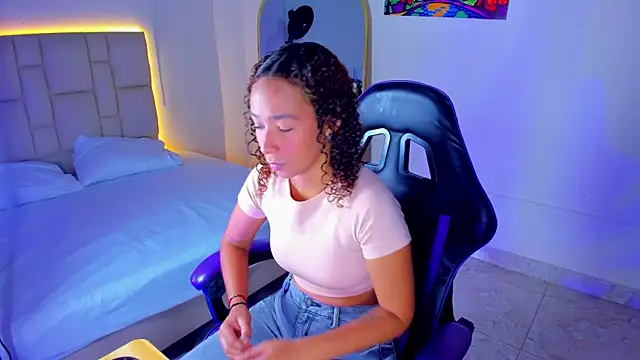 JennyLawrence online show from 11.06.25