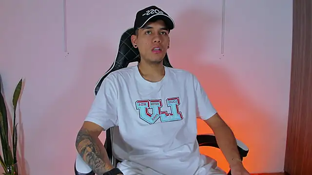 Nickyblazze  online show from 10.10.25