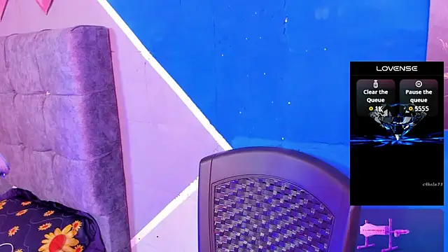 lau-hot online show from 02.11.26