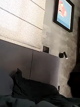 KstnSrg19 online show from 11.22.25