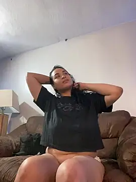 SoakedUpKitty- online show from 07.25.26