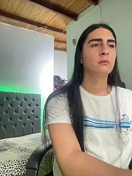 lola diez online show from 03.30.26