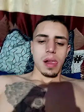 Snapshot of 1C2AM22 chatting on 11.19.25 1C2AM22 online show from 11.19.25