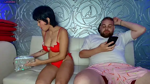 Snapshot of Sweetberryhot chatting on 12.03.25 Sweetberryhot online show from 12.03.25