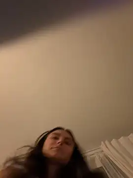 SophiiaStarr online show from 12.19.25