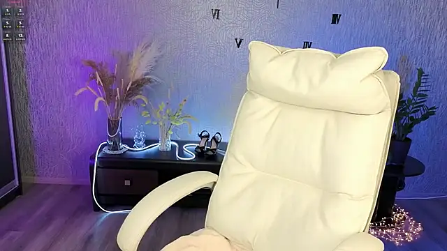 NikkiiStill online show from 01.19.26