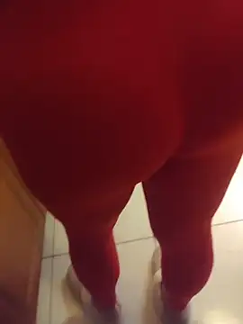 Snapshot of MiriandZacki chatting on 12.14.25 MiriandZacki online show from 12.14.25