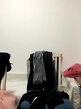 Snapshot of smgirls chatting on 11.11.25 smgirls online show from 11.11.25