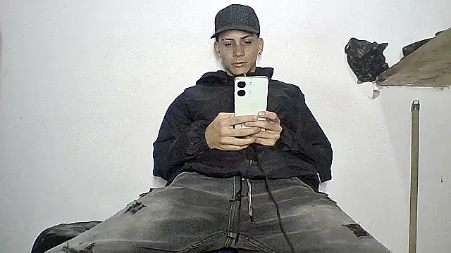 sam hottt online show from 10.05.25