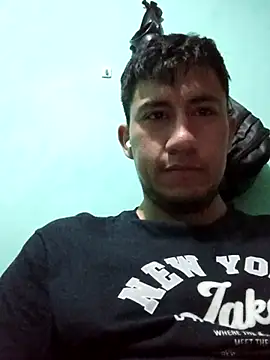 Snapshot of True_Di chatting on 09.10.25 True Di online show from 09.10.25