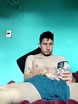 Snapshot of True_Di chatting on 09.13.25 True Di online show from 09.13.25