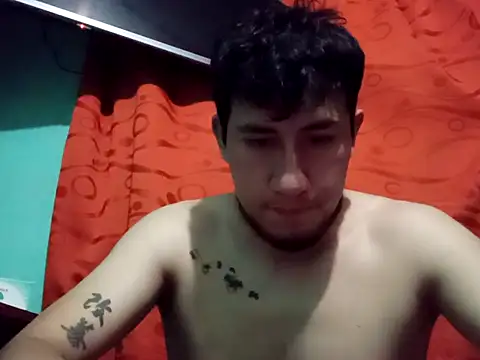 Snapshot of True_Di chatting on 10.16.25 True Di online show from 10.16.25