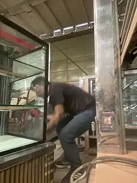 Snapshot of True_Di chatting on 12.13.25 True Di online show from 12.13.25