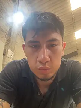 Snapshot of True_Di chatting on 12.20.25 True Di online show from 12.20.25