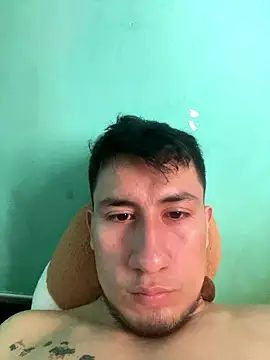 Snapshot of True_Di chatting on 01.09.26 True Di online show from 01.09.26