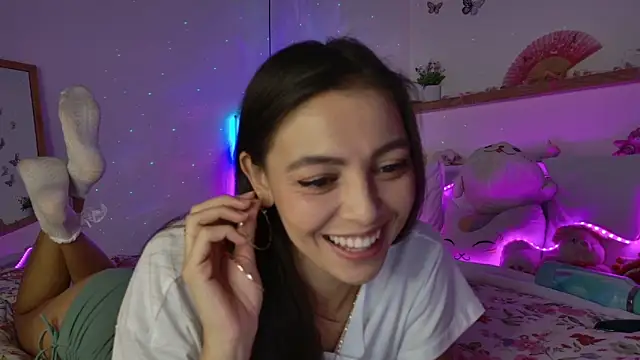 Snapshot of keirasworld chatting on 05.11.26 keirasworld online show from 05.11.26