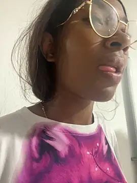 MarianRosse online show from 12.04.25