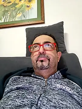 max im69 online show from 12.20.25