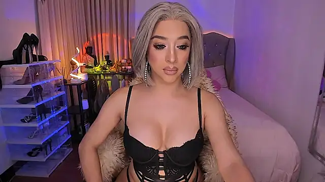 Dream Goddess online show from 11.03.25