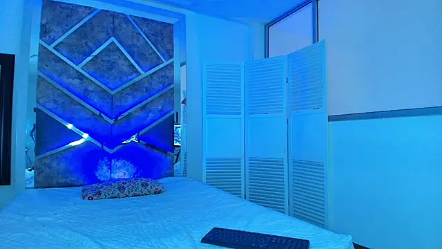 THAMARA ANGELLS online show from 09.24.25