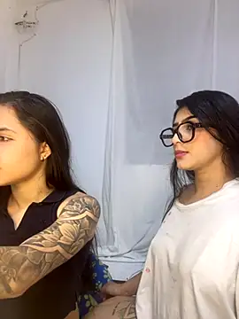 Sweet and Rous0 online show from 11.03.25