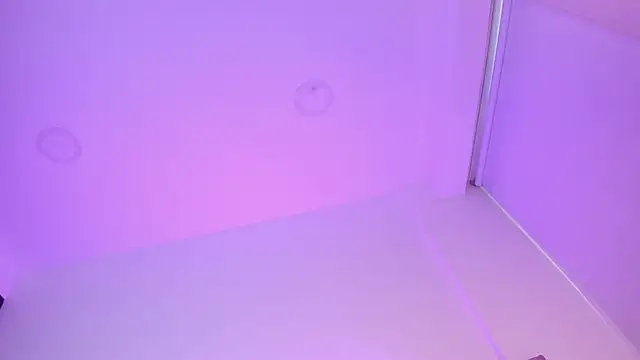 Ambeer fox  online show from 03.27.26