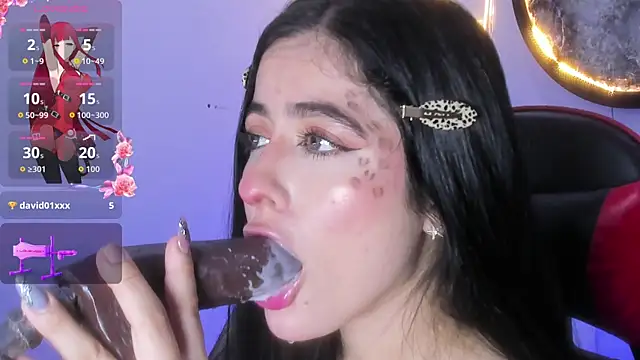 Snapshot of lana_grenville chatting on 11.24.25 lana grenville online show from 11.24.25