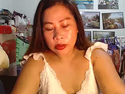 filipina beauty online show from 10.21.25