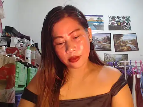 filipina beauty online show from 12.05.25