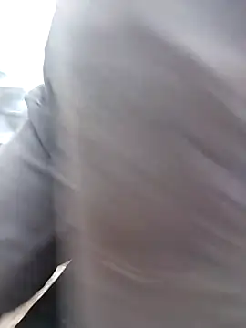 Snapshot of Ferxxxo1503 chatting on 11.19.25 Ferxxxo1503 online show from 11.19.25