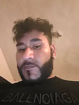 Snapshot of Ferxxxo1503 chatting on 12.17.25 Ferxxxo1503 online show from 12.17.25